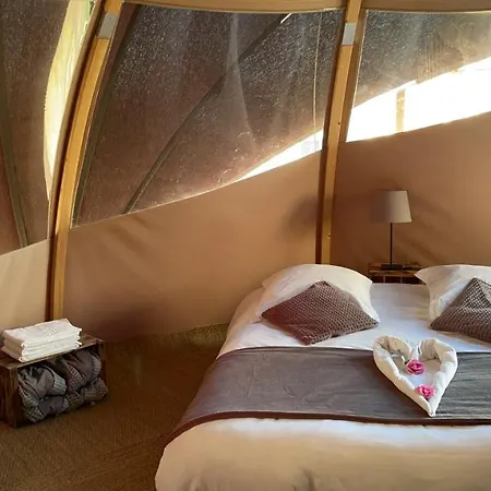 Hotel Les Nuits Insolites De Madine